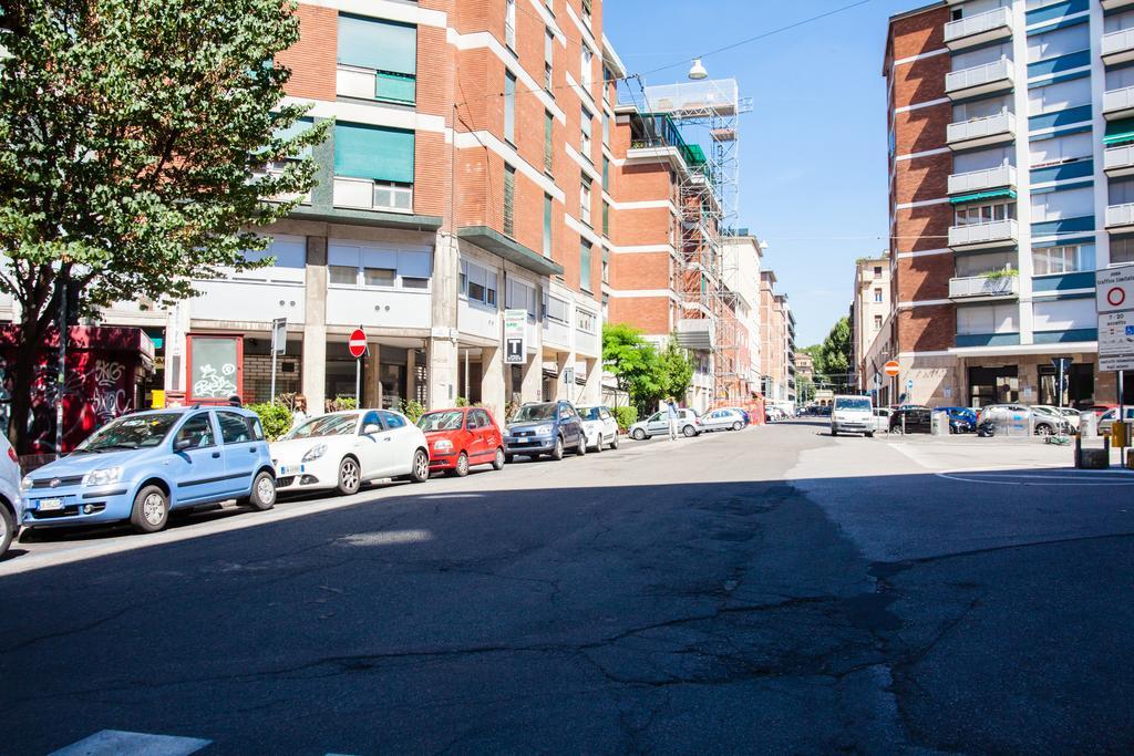 Astoria Suite Apartments Болонья Екстер'єр фото