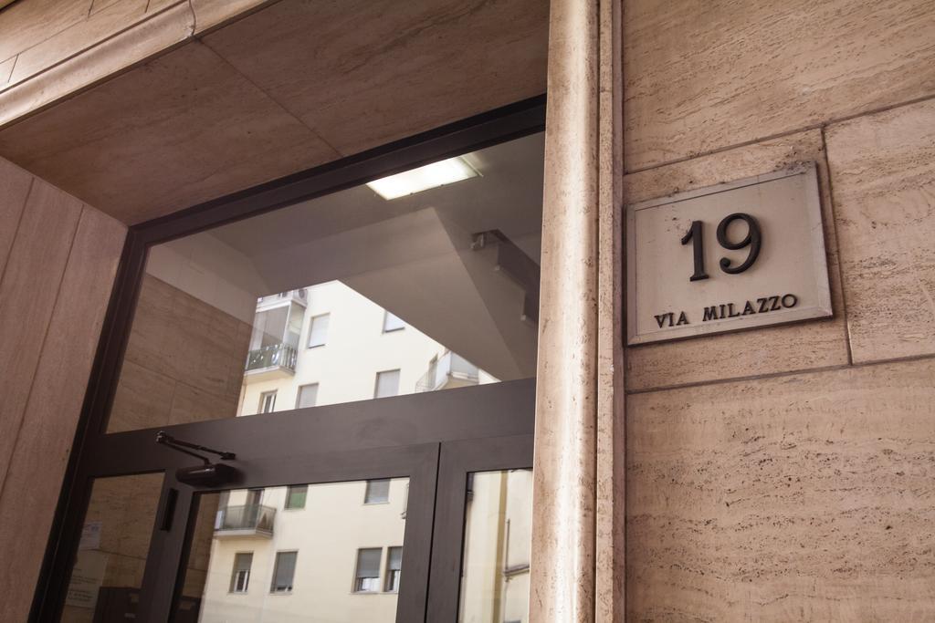 Astoria Suite Apartments Болонья Екстер'єр фото