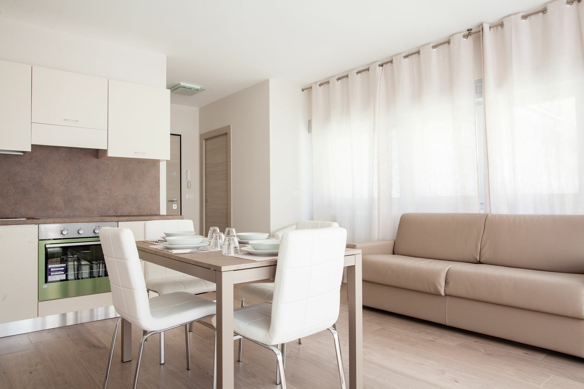 Astoria Suite Apartments Болонья Екстер'єр фото