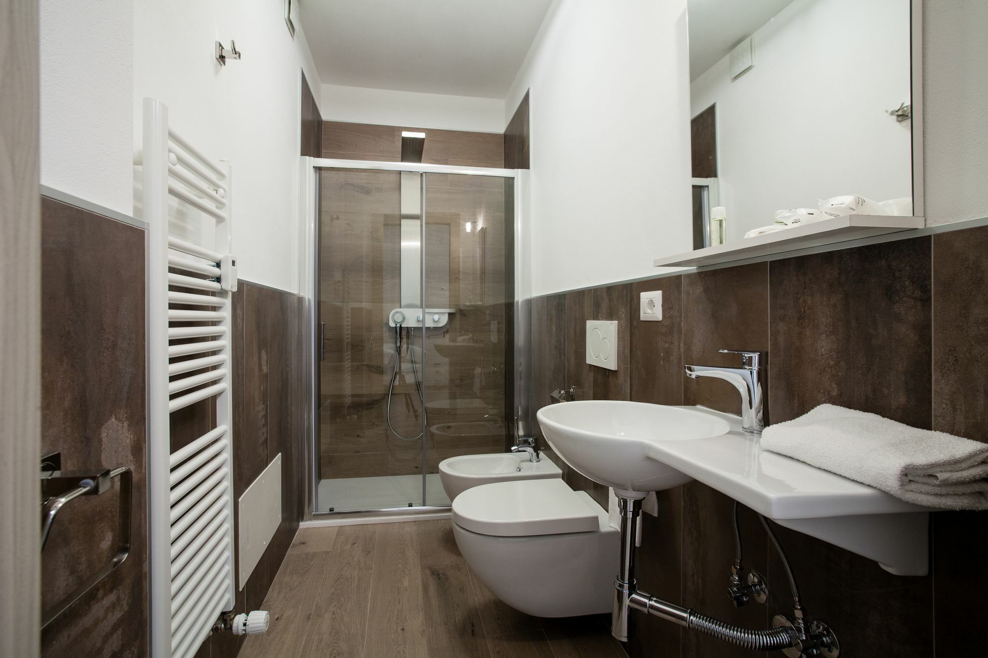 Astoria Suite Apartments Болонья Екстер'єр фото