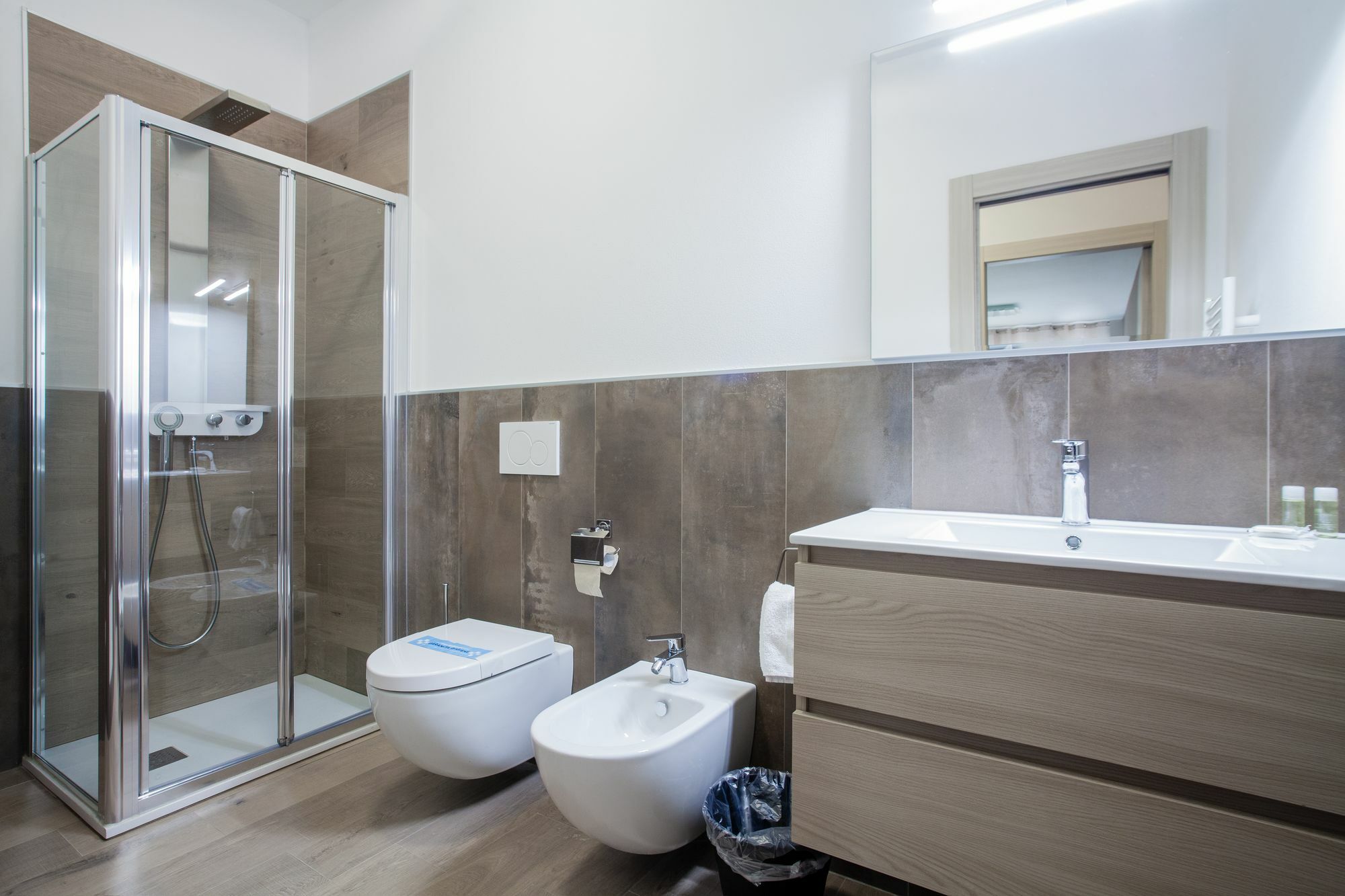 Astoria Suite Apartments Болонья Екстер'єр фото